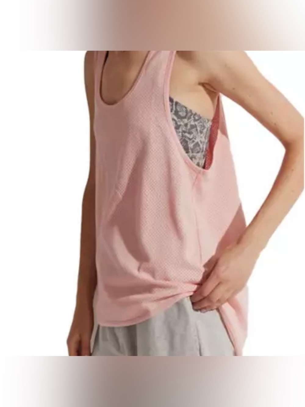 Varley. Arlee Perforated Mesh Athletic Tank Top. Pink. Size Large.